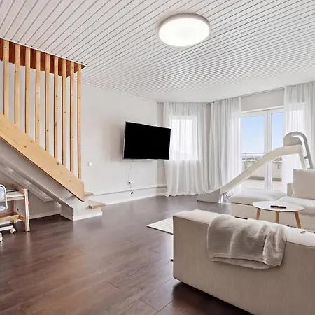 Castle View Rooftop Terrace Penthouse 5br Old Town Bratislava
