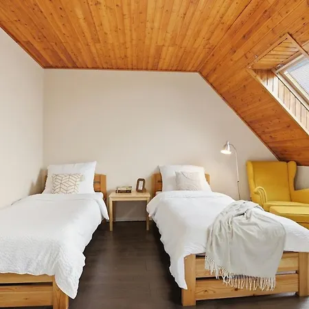 Апартаменты Castle View Rooftop Terrace Penthouse 5br Old Town