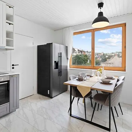 Апартаменты Castle View Rooftop Terrace Penthouse 5br Old Town