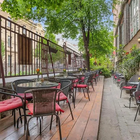 Castle View Rooftop Terrace Penthouse 5br Old Town Апартаменты