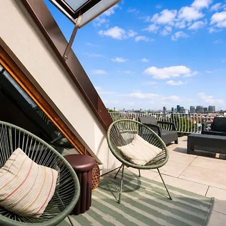 Castle View Rooftop Terrace Penthouse 5br Old Town Апартаменты