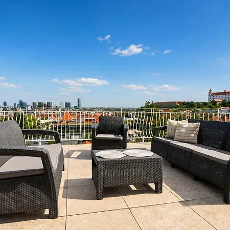 Апартаменты Castle View Rooftop Terrace Penthouse 5br Old Town Братислава