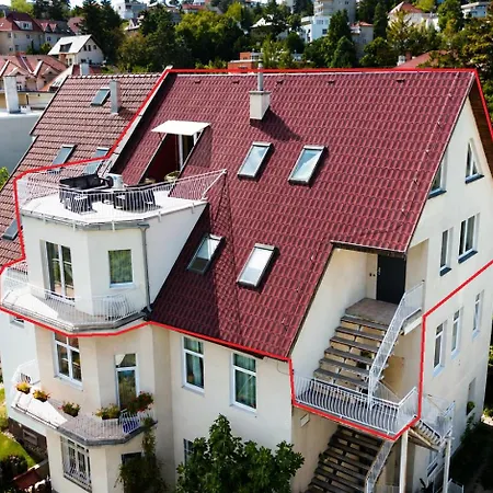Castle View Rooftop Terrace Penthouse 5br Old Town Братислава
